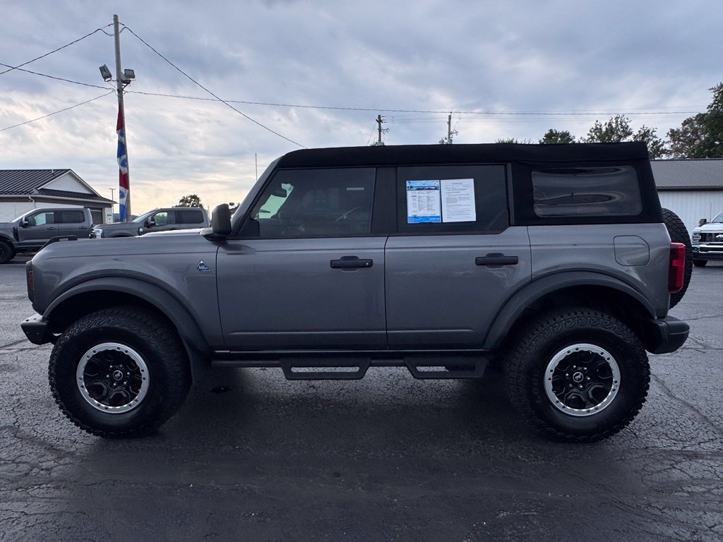 Used 2023 Ford Bronco Black Diamond w/ Sasquatch Package AWD/4WD image 9