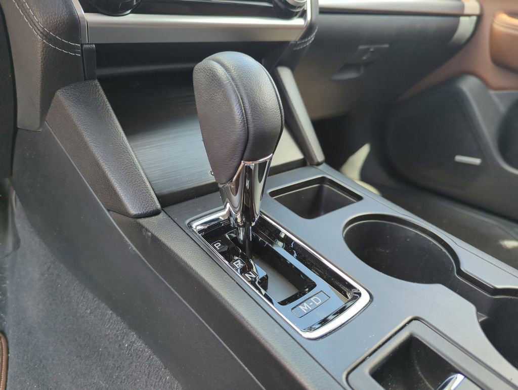 Used 2019 Subaru Outback 2.5i Touring w/ Popular Package #3A image 34