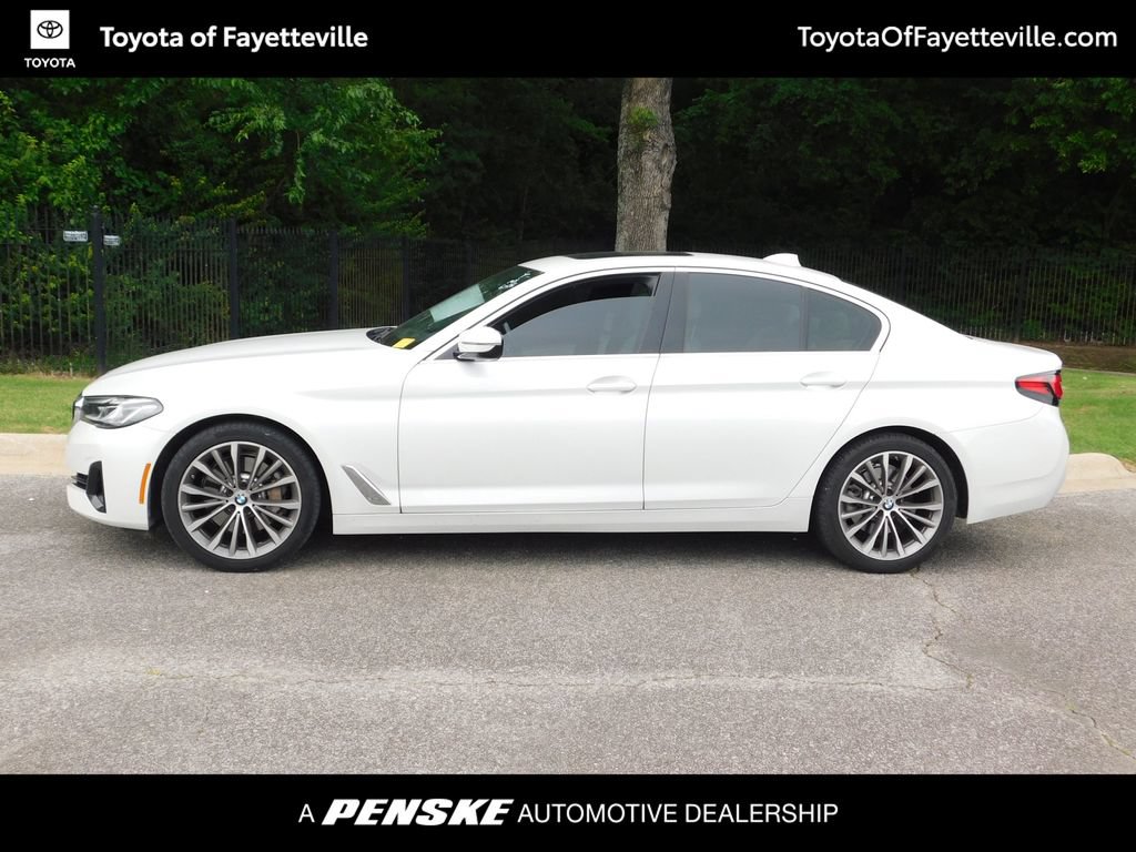 Used 2021 BMW 530i xDrive w/ Convenience Package AWD/4WD image 2
