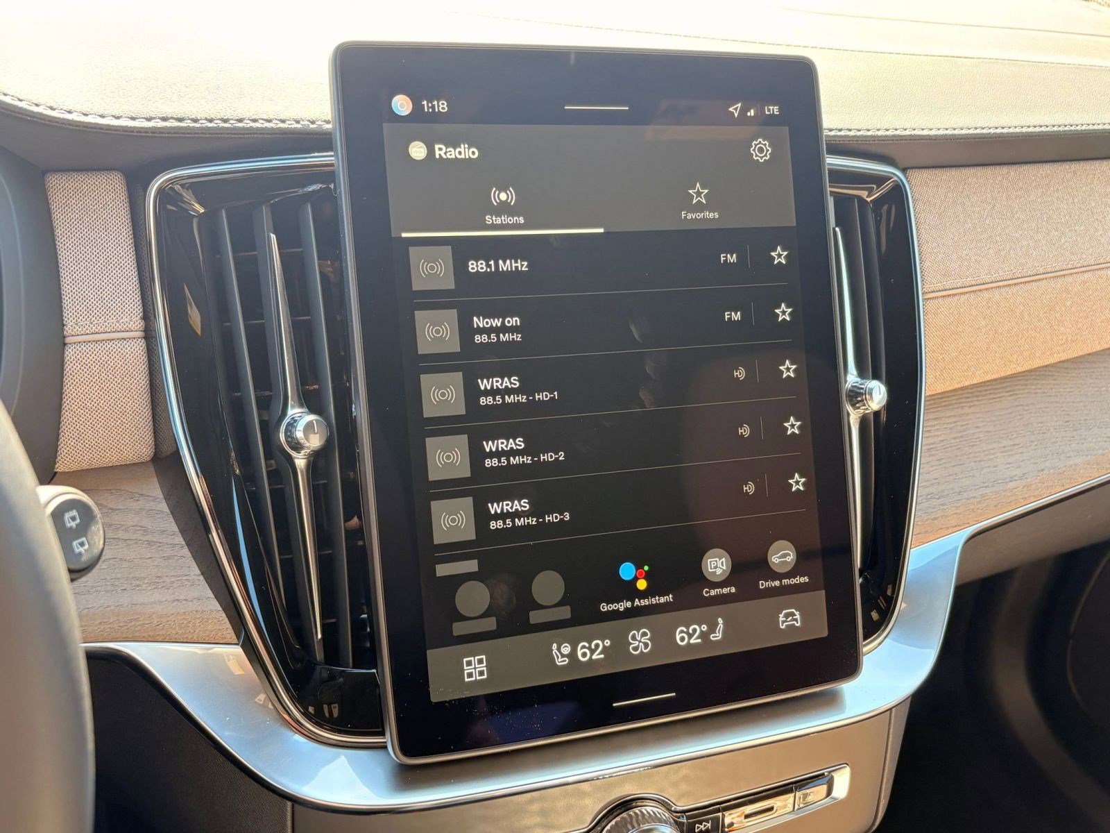 New 2026 Volvo XC90 B6 Plus w/ Protection Package Premier image 30