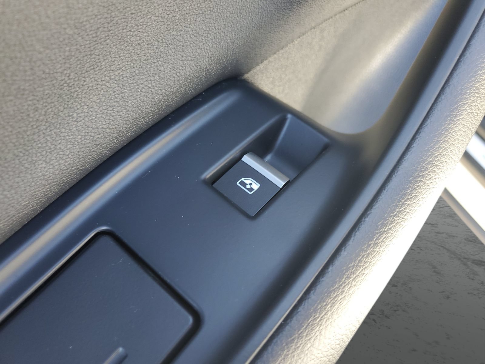 Used 2022 Audi Q8 Premium Plus AWD/4WD image 17
