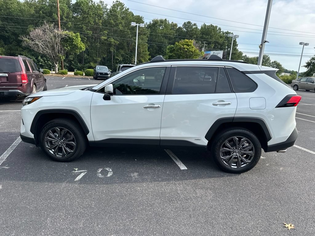 Used 2025 Toyota RAV4 Limited AWD/4WD image 6