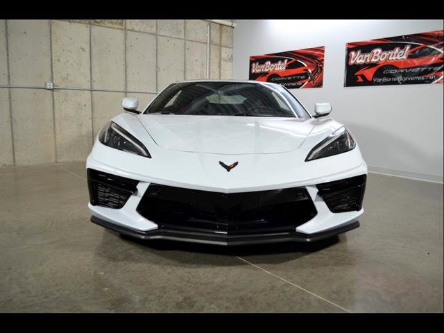 Used 2024 Chevrolet Corvette Stingray Premium Cpe w/ 3LT image 3