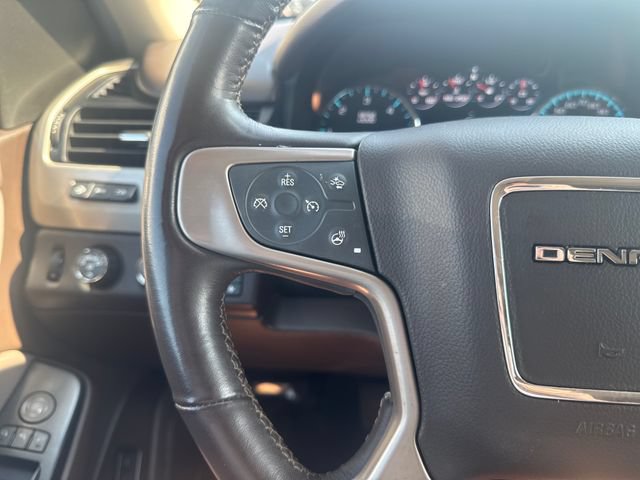 Used 2020 GMC Yukon Denali w/ Denali Premium Package AWD/4WD image 16
