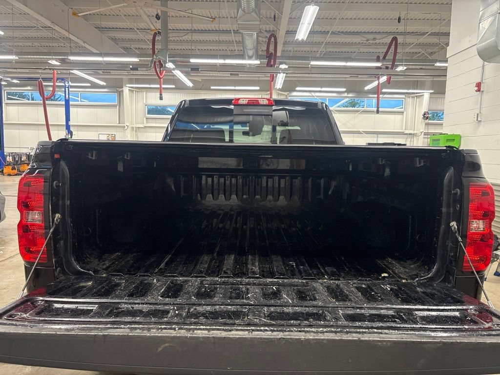 Used 2015 Chevrolet Silverado 1500 LTZ Z71 w/ LTZ Plus Package AWD/4WD image 18