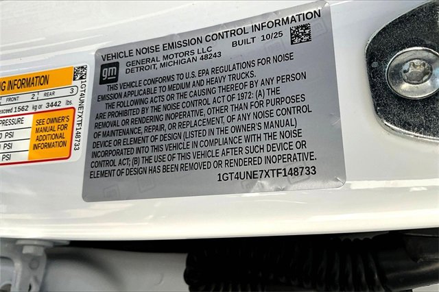 New 2026 GMC Sierra 2500 SLT w/ SLT Convenience Package image 13