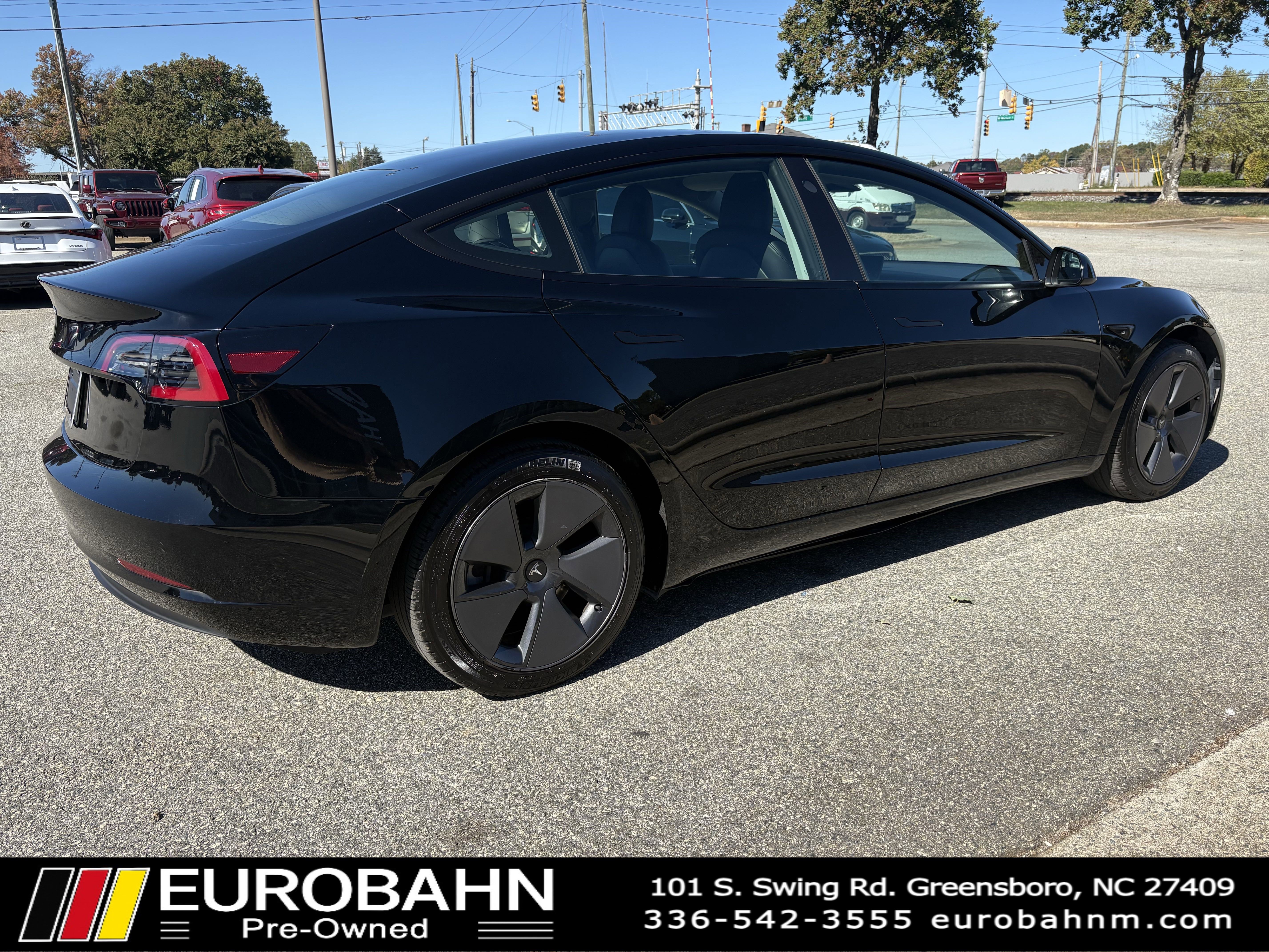 Used 2023 Tesla Model 3 Standard Range image 29