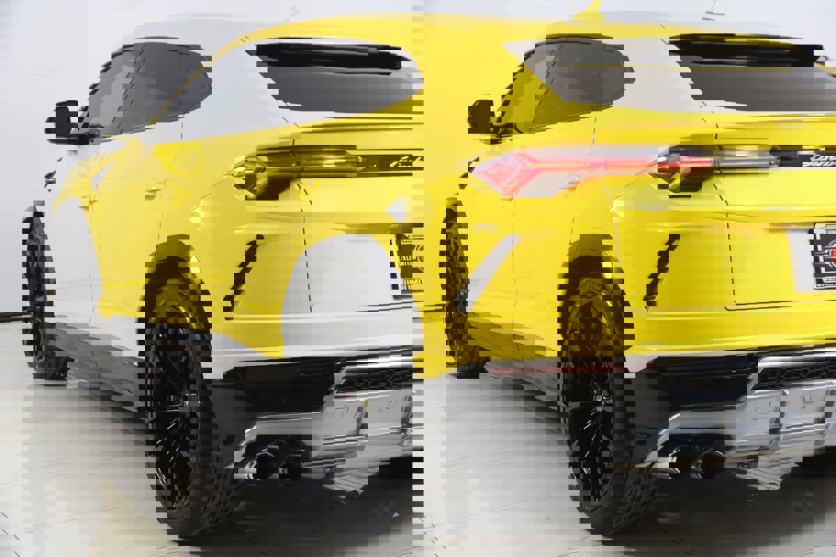 Used 2019 Lamborghini Urus image 37