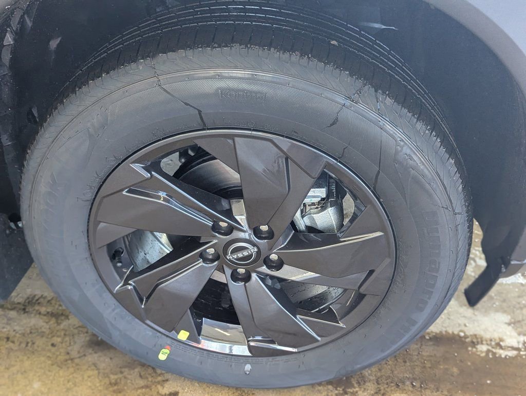 New 2026 Nissan Rogue SV image 9