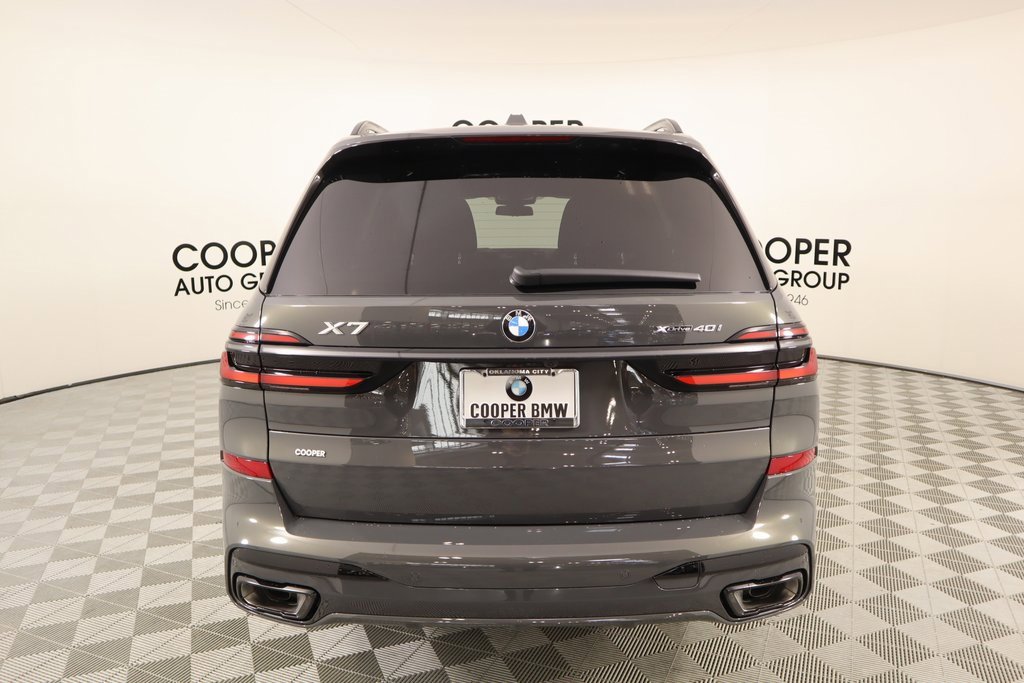 New 2025 BMW X7 xDrive40i w/ M Sport Package image 24