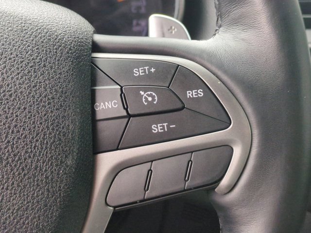 Used 2017 Jeep Grand Cherokee Altitude AWD/4WD image 18
