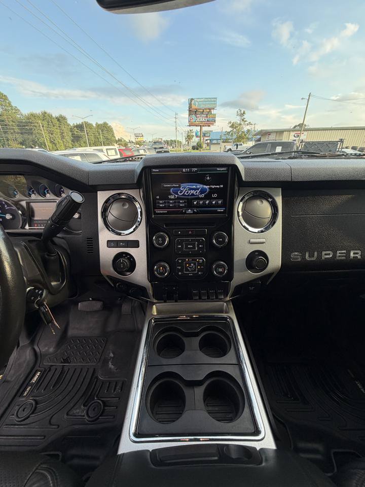 Used 2016 Ford F250 Platinum w/ FX4 Off-Road Package AWD/4WD image 15