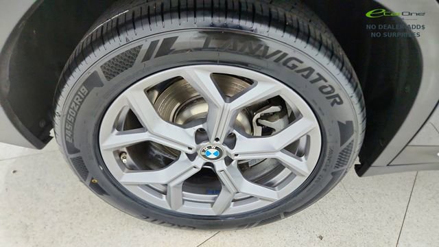 Used 2025 BMW X4 xDrive30i AWD/4WD image 61