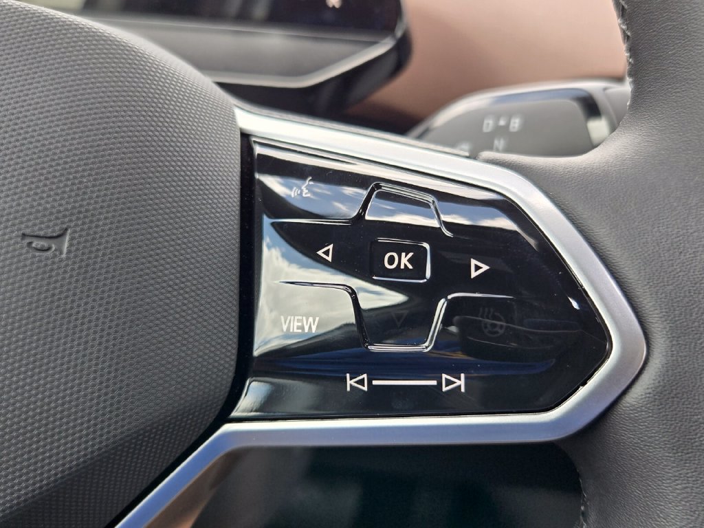 New 2026 Volkswagen ID.4 Pro RWD image 11