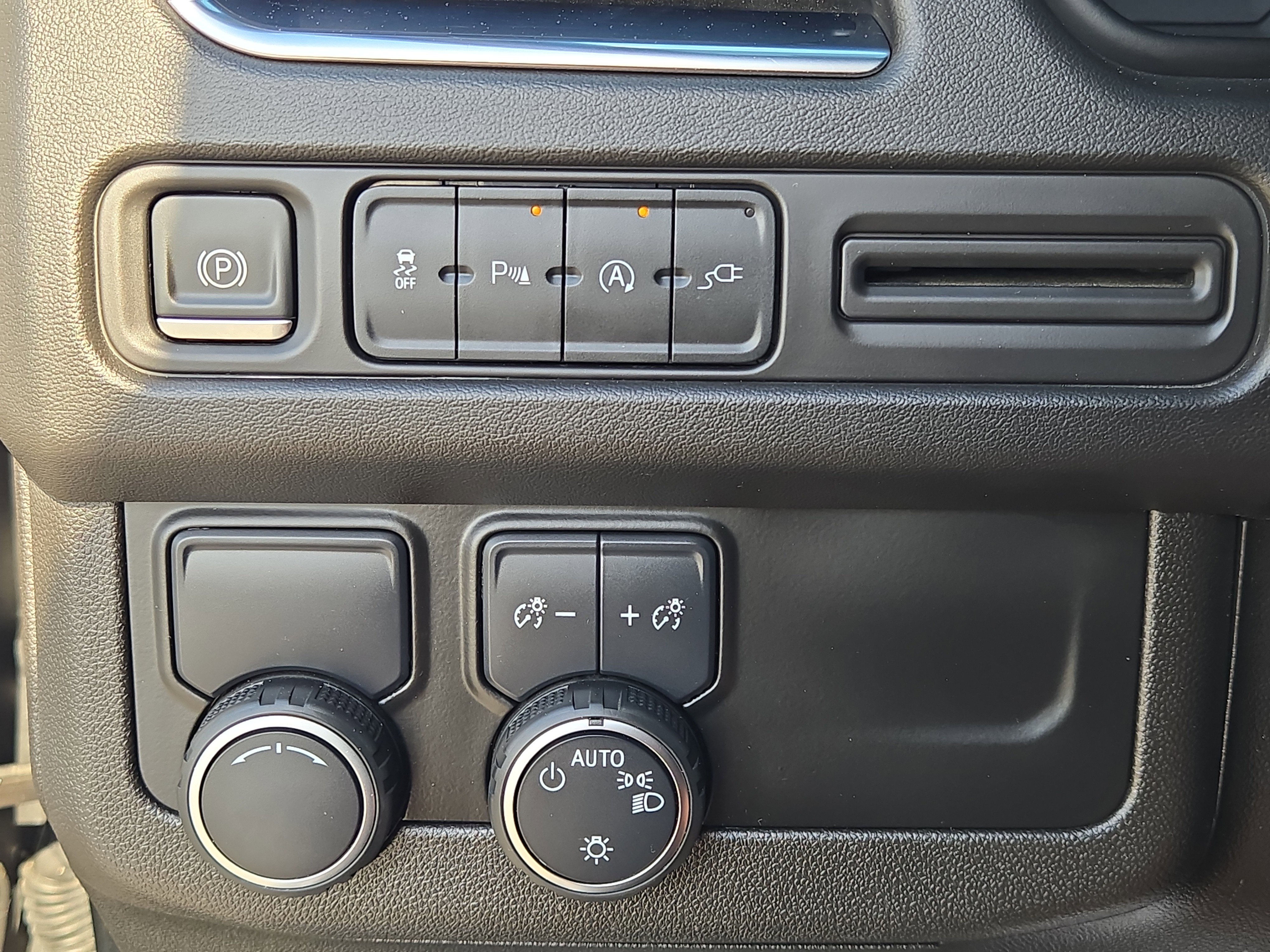 Used 2021 Chevrolet Tahoe LT RWD image 24