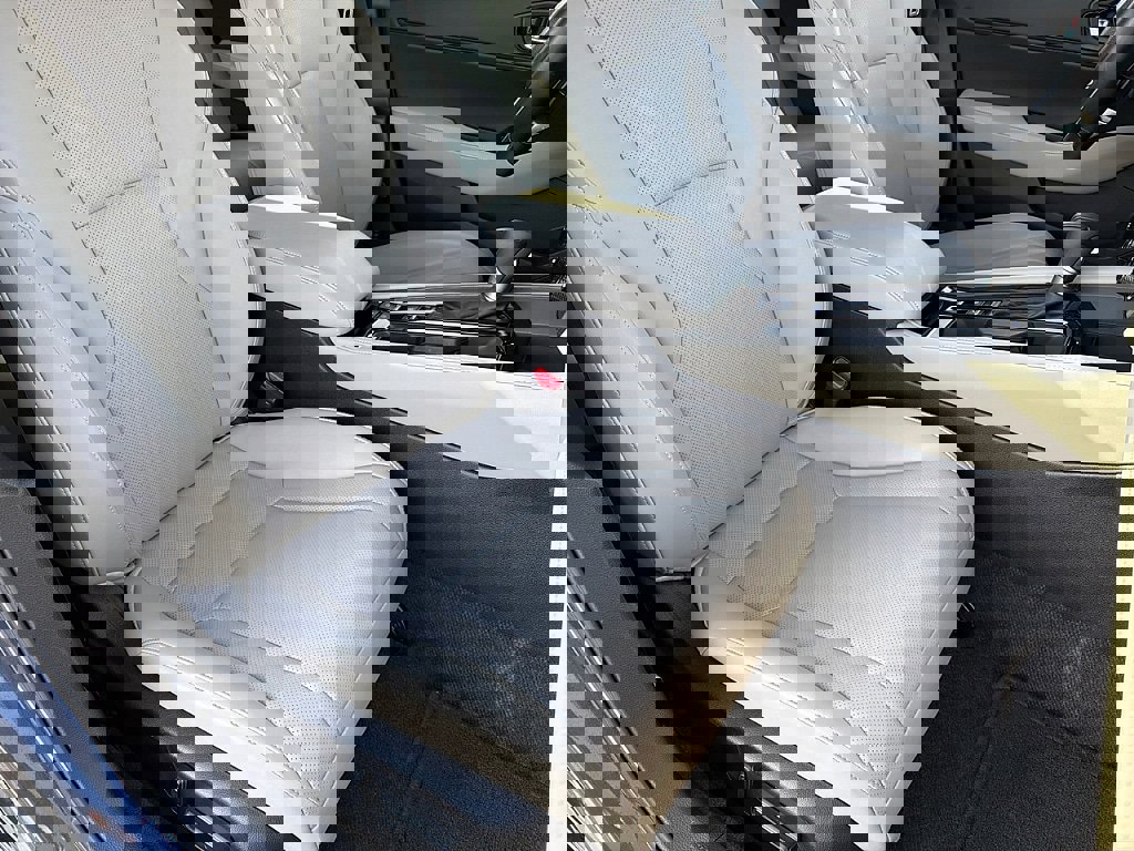 Certified 2024 Honda Accord Touring image 18