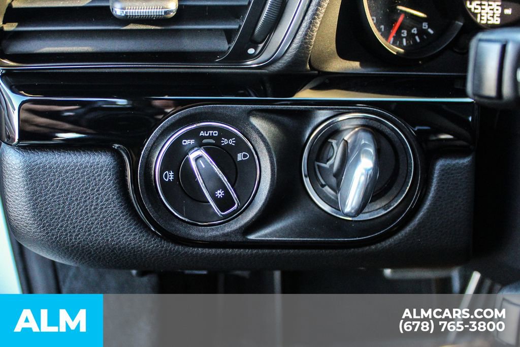 Used 2019 Porsche 911 Carrera T image 28