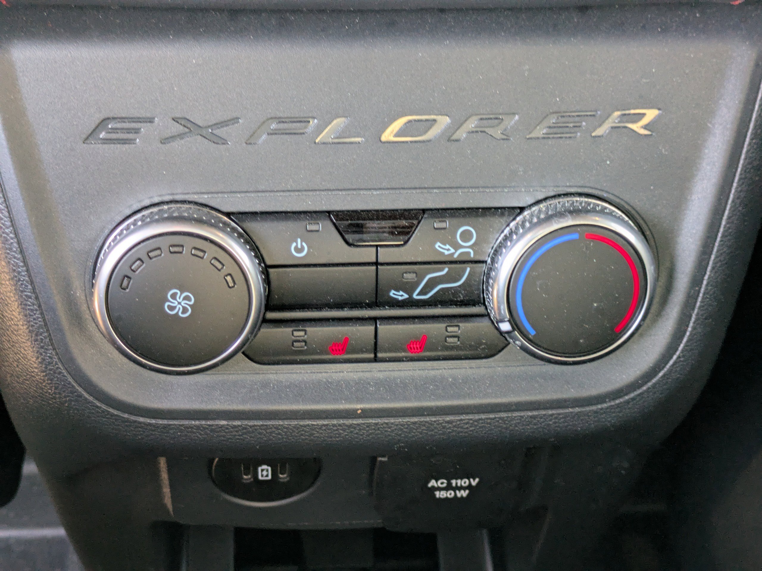 Certified 2025 Ford Explorer ST image 14