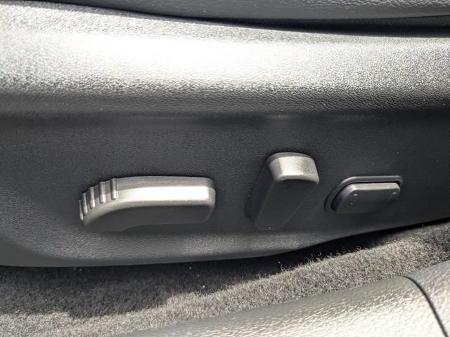 Used 2025 Nissan Sentra SR w/ SR Premium Package FWD image 22