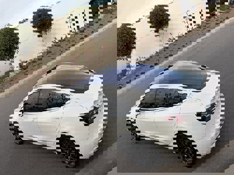 Used 2018 Tesla Model 3 Long Range image 12