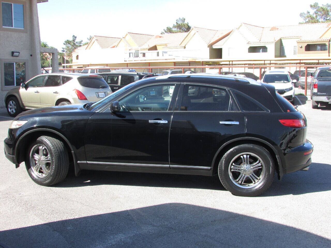 Used 2004 INFINITI FX35 2WD w/ Touring Pkg image 4