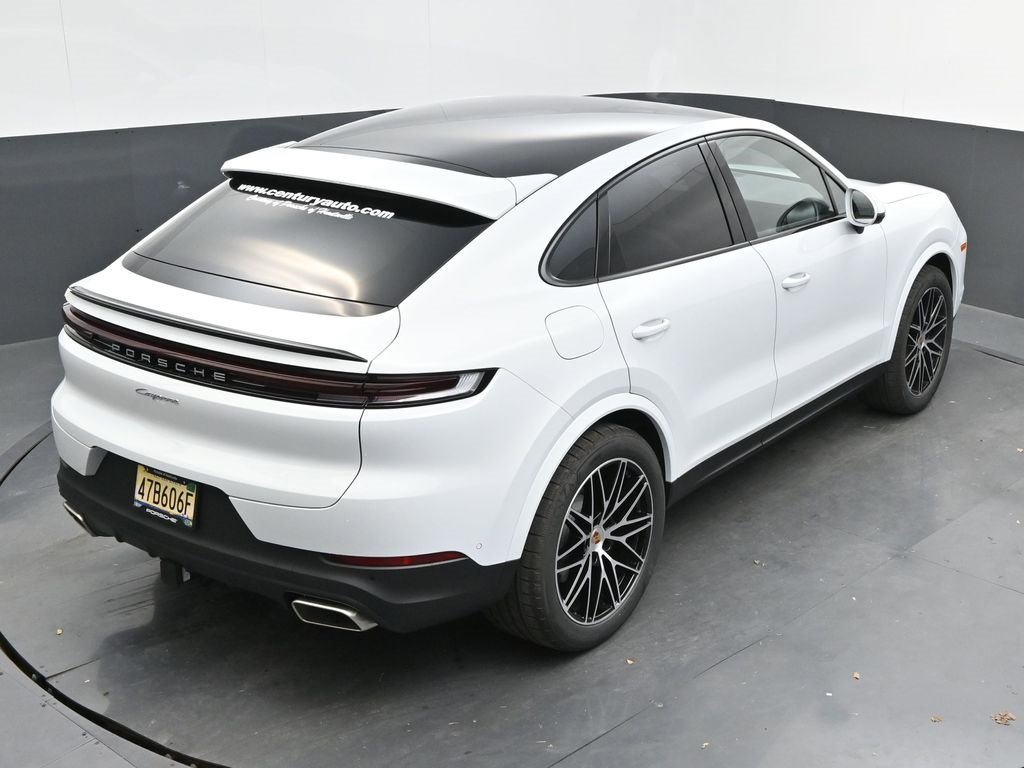 New 2025 Porsche Cayenne Coupe image 43