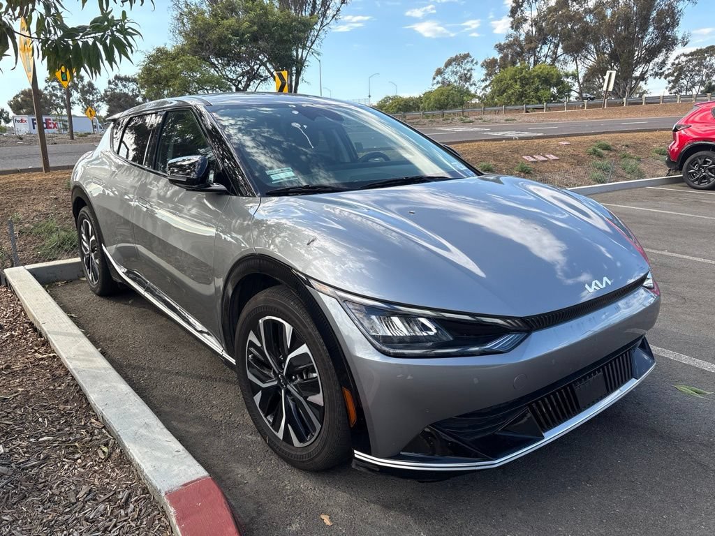Used 2023 Kia EV6 Wind RWD image 5