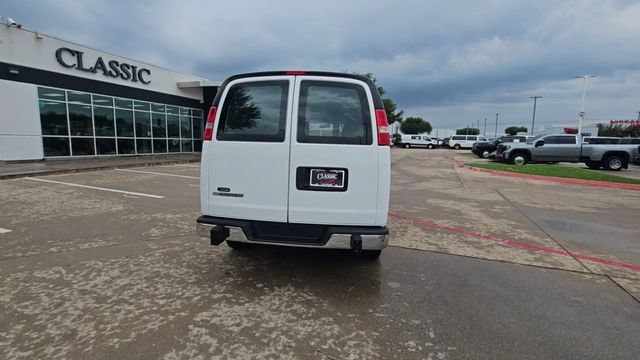 Used 2025 Chevrolet Express 2500 w/ Driver Convenience Package RWD image 7
