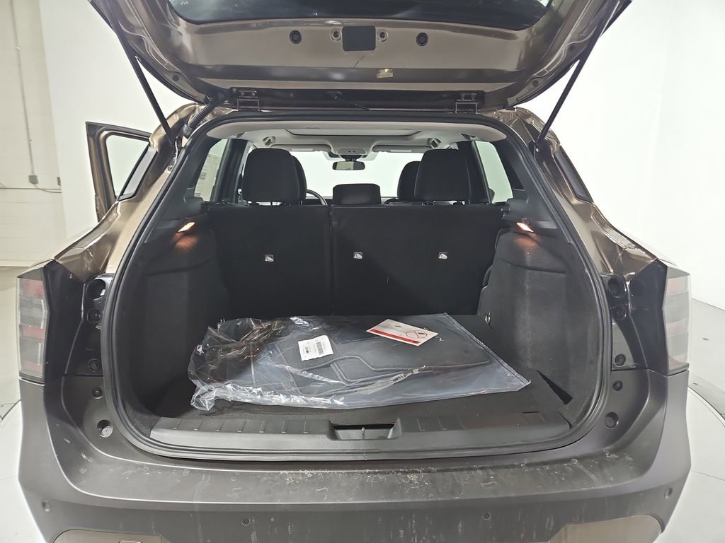 New 2026 Nissan Kicks SV w/ SV Premium Package image 21