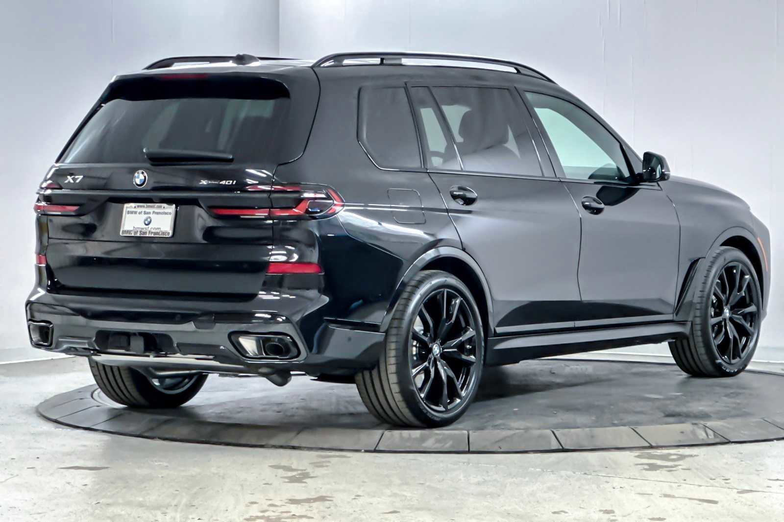 New 2026 BMW X7 xDrive40i w/ M Sport Package image 2