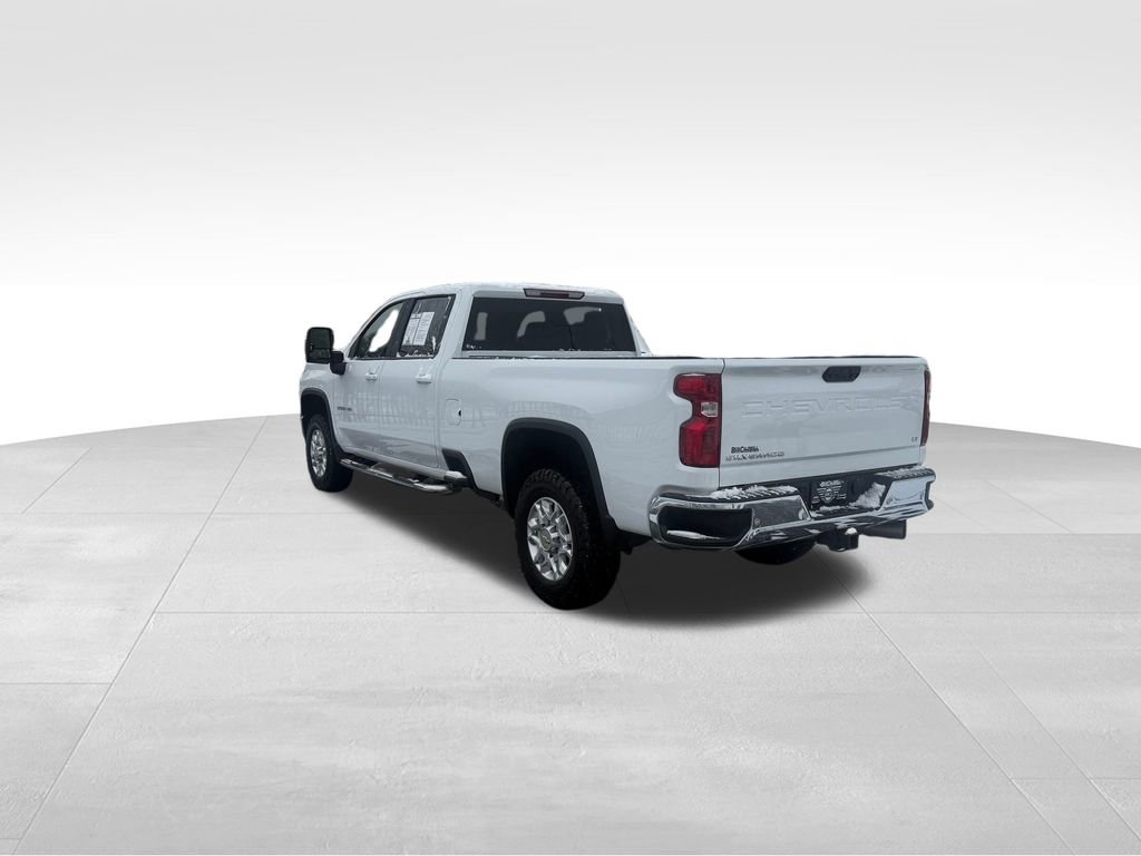 Used 2023 Chevrolet Silverado 3500 LT w/ Convenience Package image 5