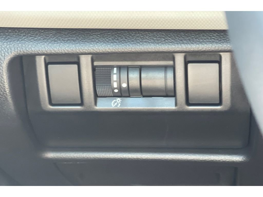 Certified 2025 Subaru Forester Premium image 39