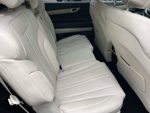 Used 2023 Genesis GV80 3.5T AWD/4WD image 34