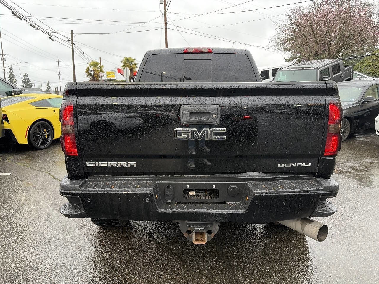 Used 2016 GMC Sierra 2500 Denali w/ Duramax Plus Package image 3