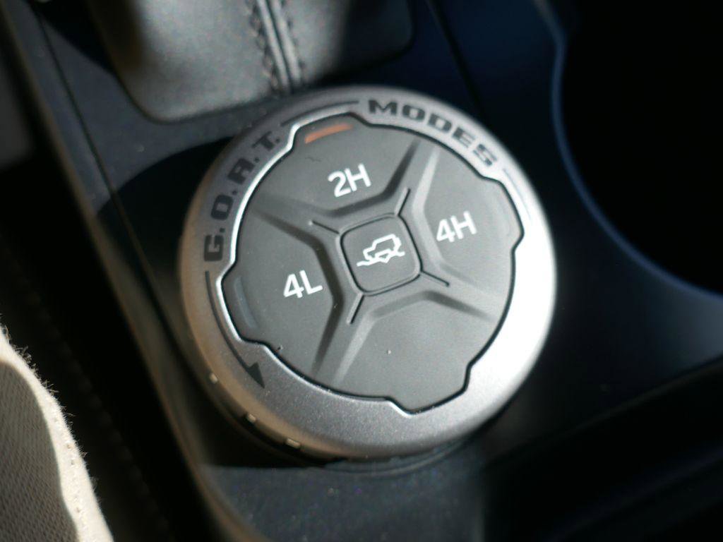 New 2026 Ford Bronco Outer Banks image 18