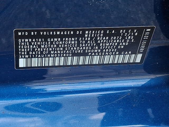 Used 2017 Volkswagen Golf S image 20