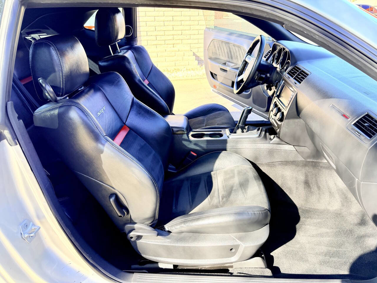 Used 2009 Dodge Challenger SRT8 w/ SRT Option Group II RWD image 26