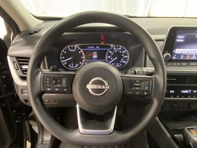 Used 2024 Nissan Rogue SV image 20