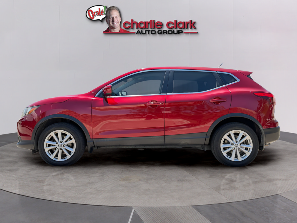 Used 2019 Nissan Rogue Sport S w/ Appearance Package FWD image 3