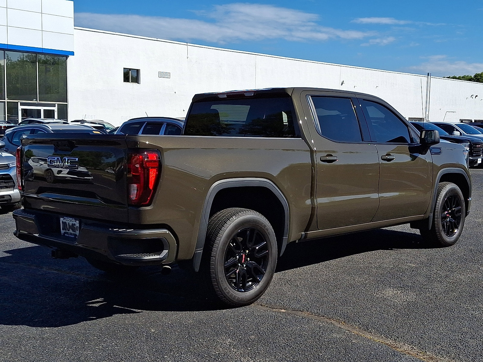 Certified 2024 GMC Sierra 1500 Elevation AWD/4WD image 7
