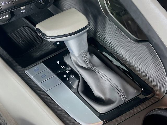 Used 2025 Hyundai Elantra Sport image 24