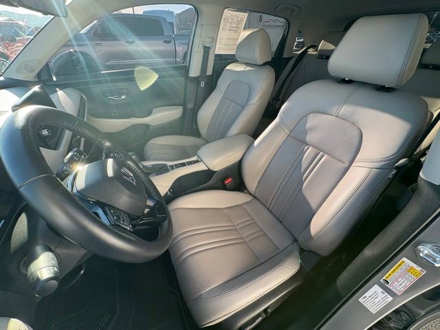 Used 2023 Honda HR-V EX-L image 24