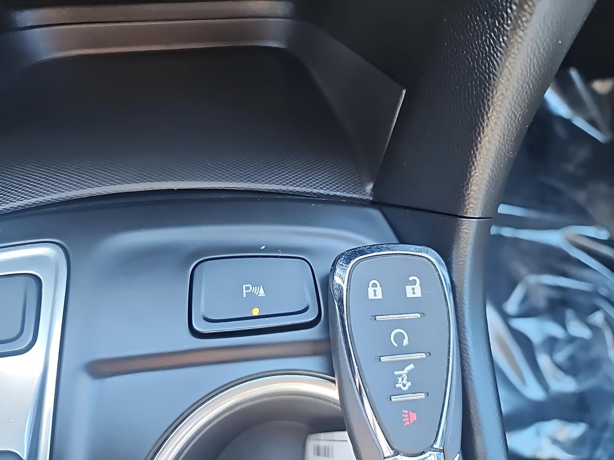 Used 2022 Chevrolet Equinox LT image 25