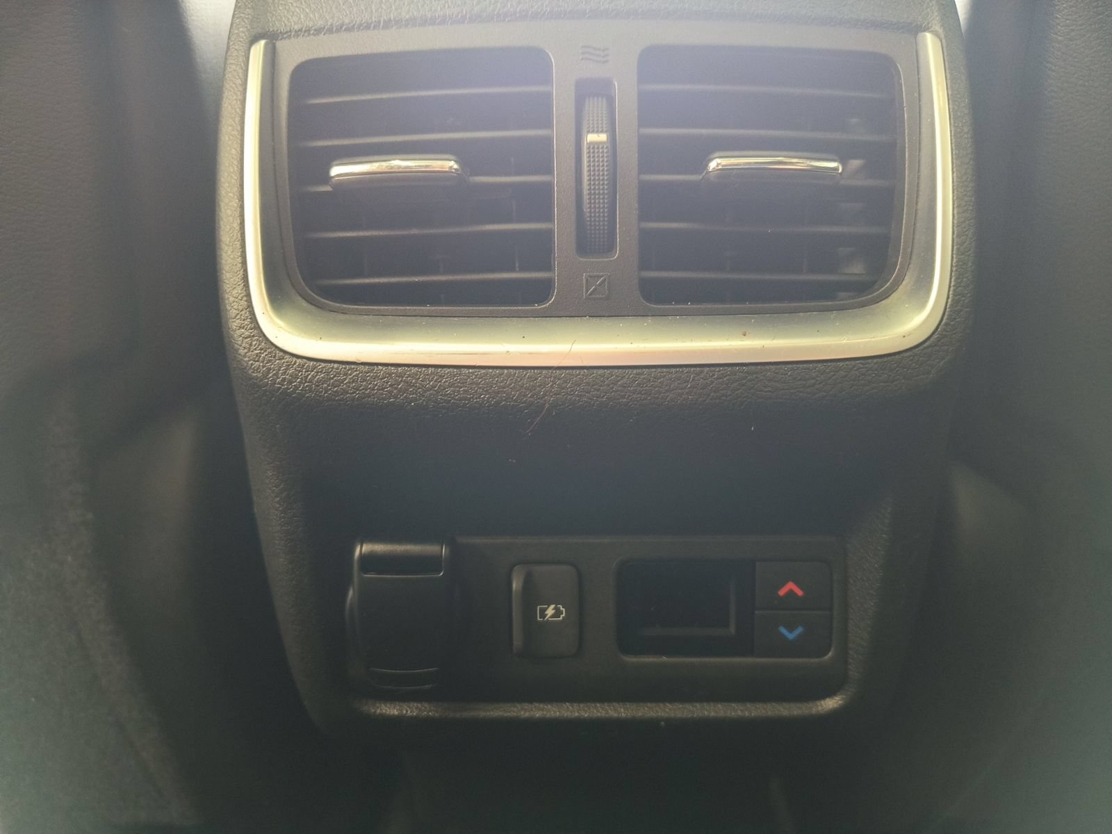 Used 2019 INFINITI QX50 Essential w/ Sensory Package FWD image 31