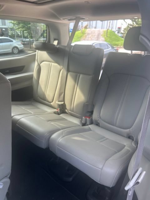 Used 2024 Jeep Wagoneer 4WD w/ Premium Group I image 33