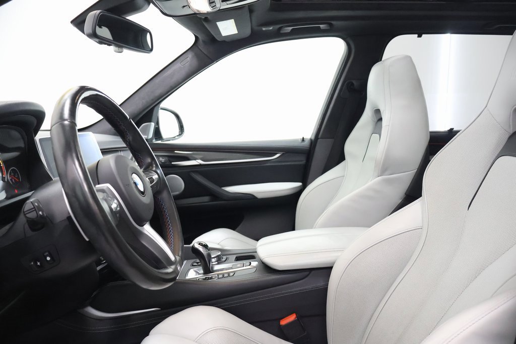 Used 2016 BMW X5 M image 13