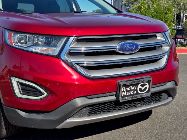 Used 2017 Ford Edge Titanium w/ Technology Package AWD/4WD image 8