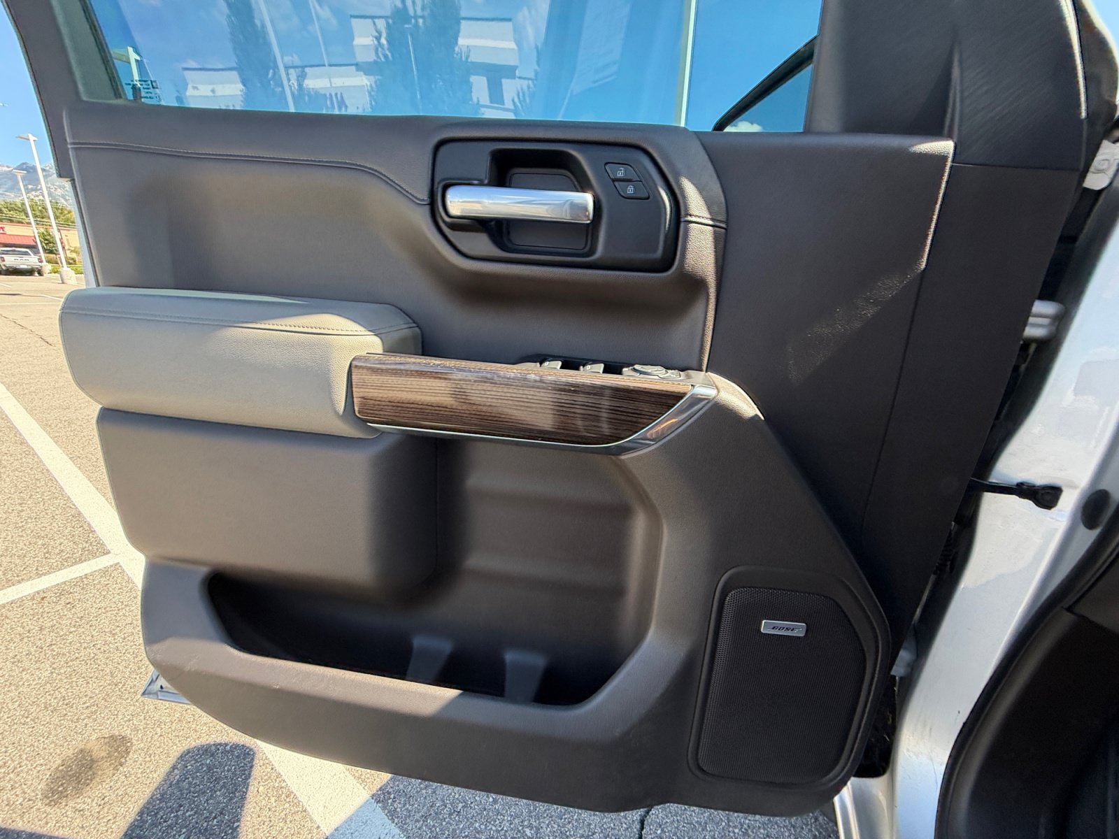 Used 2019 Chevrolet Silverado 1500 LT Trail Boss AWD/4WD image 26