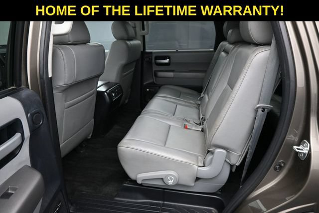Used 2015 Toyota Sequoia Limited AWD/4WD image 39