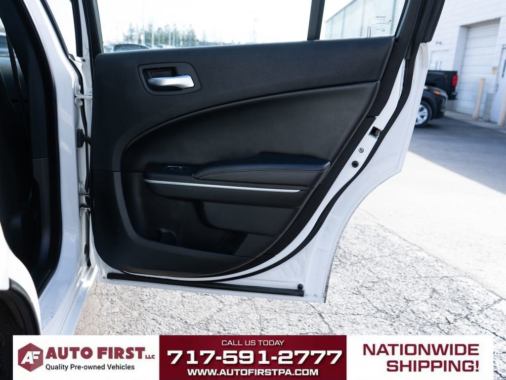 Used 2020 Dodge Charger SXT w/ Leather Interior Group image 13